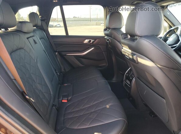 5UXCR4C04P9R47844 2023 BMW X5 Black უკანა სავარძლების ხედი