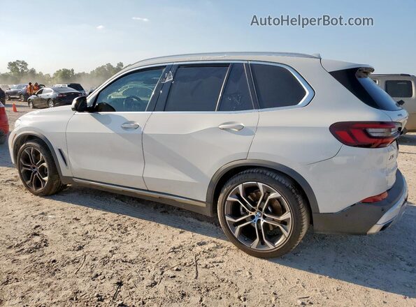 5UXCR4C06M9F65720 2021 BMW X5 White 