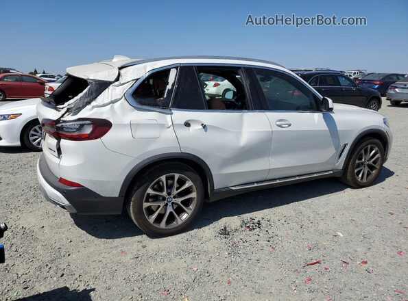 5UXCR4C08P9P25744 2023 BMW X5 White Հետևի աջ