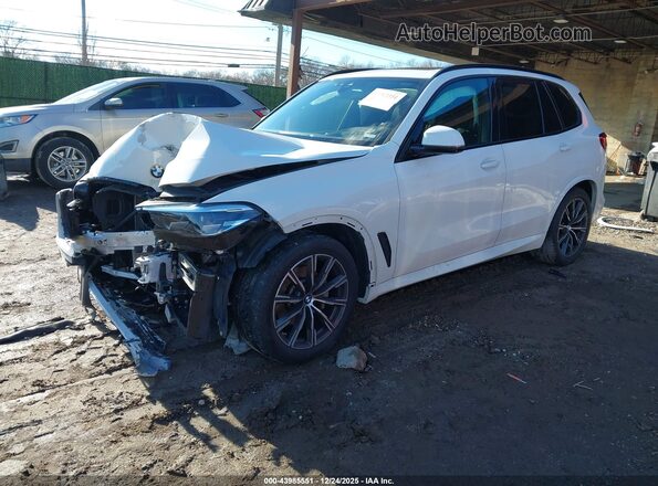 5UXCR6C01N9J47625 2022 BMW X5 White წინა მარცხენა ხედი სამი მეოთხედიდან