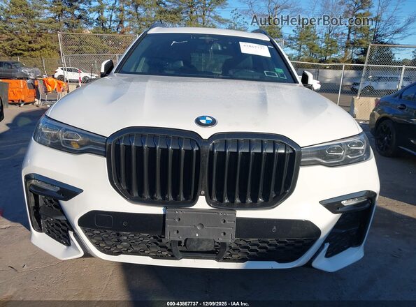 5UXCW2C01L9C45507 2020 BMW X7 Белый Вид спереди