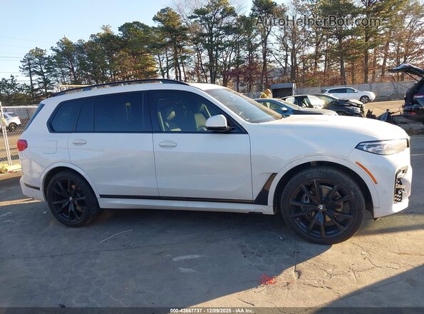 5UXCW2C01L9C45507 2020 BMW X7 Белый Вид щитка приборов
