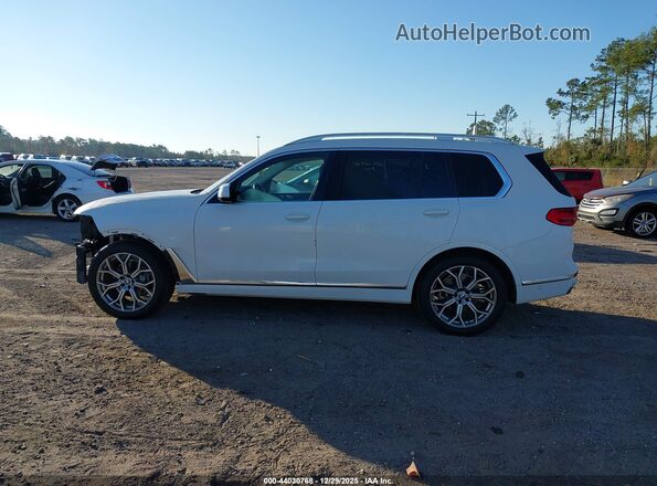 5UXCW2C02L9A03003 2020 BMW X7 White 