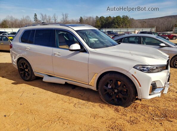 5UXCW2C02M9E17318 2021 BMW X7 White Delantero derecho