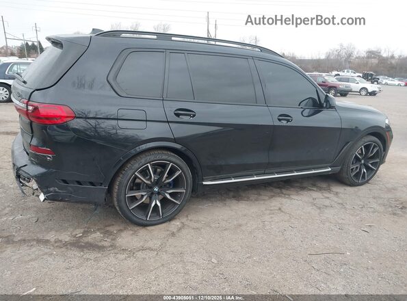5UXCW2C02M9G00007 2021 BMW X7 Черный Задняя правая четверть