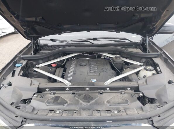 5UXCW2C02M9G00007 2021 BMW X7 Черный Вид сзади