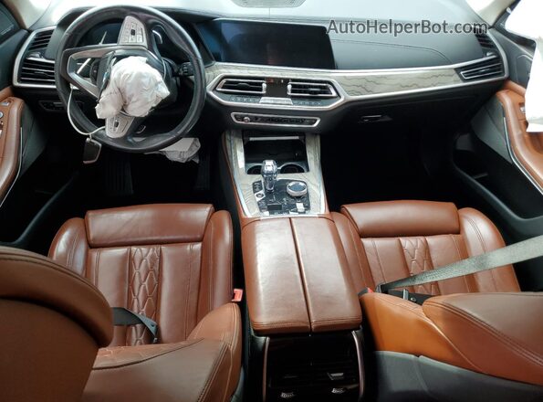 5UXCW2C03N9L14228 2022 BMW X7 Gray Vista del salpicadero