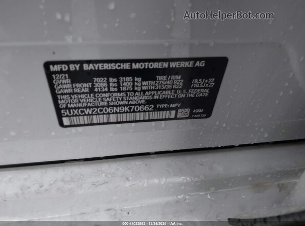 5UXCW2C06N9K70662 2022 BMW X7 Белый 