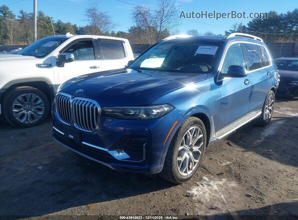 5UXCW2C06N9L19603 2022 BMW X7 Blue Vista tres cuartos delantera izquierda