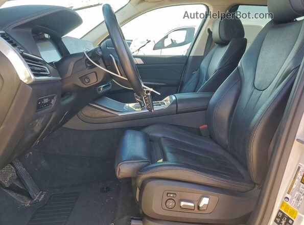 5UXCW2C08L9C52440 2020 BMW X7 White Vista interior delantera