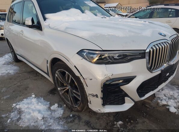 5UXCW2C09N9L11706 2022 BMW X7 White წინა ხედი