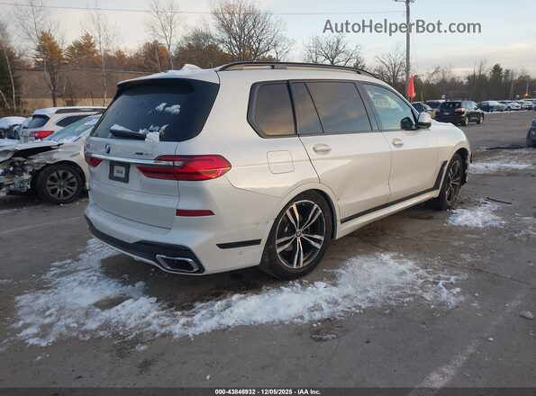 5UXCW2C09N9L11706 2022 BMW X7 White უკანა მარჯვენა