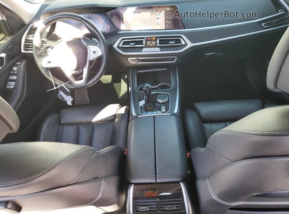 5UXCW2C0XM9F56239 2021 BMW X7 White 
