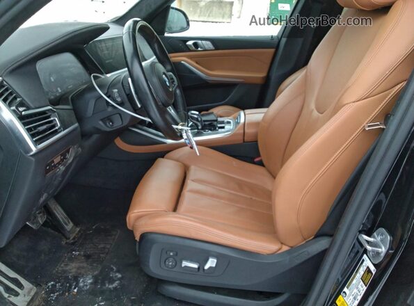 5UXCW2C0XN9J99059 2022 BMW X7 Black Widok wnętrza z przodu