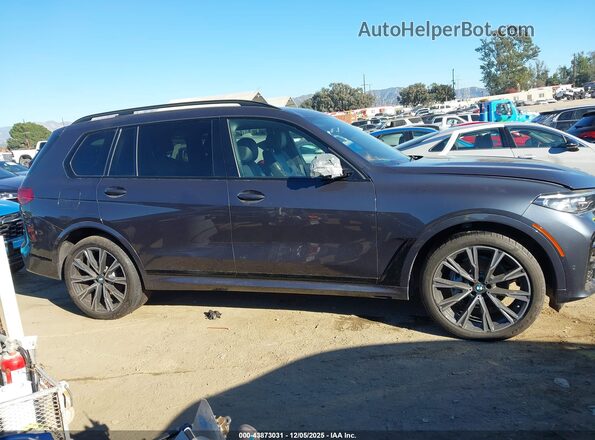 5UXCW2C0XN9K72804 2022 BMW X7 Black ხელსაწყოთა პანელის ხედი
