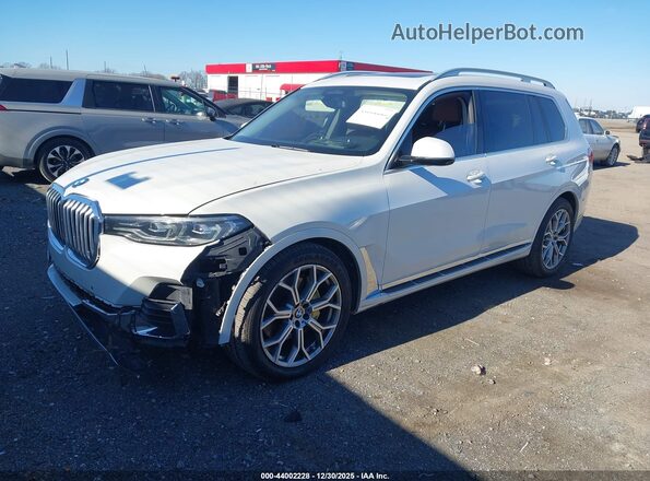 5UXCX4C55KLS38062 2019 BMW X7 White 