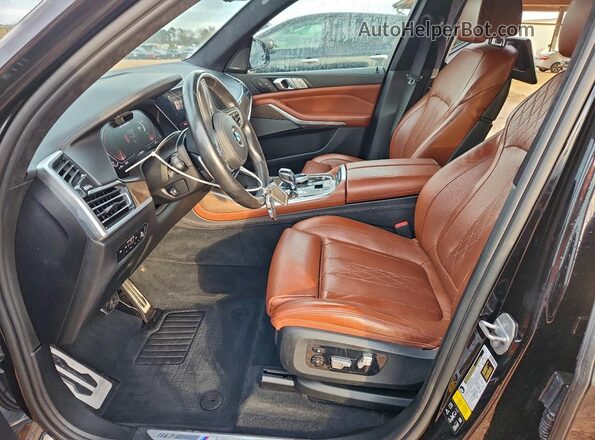 5UXCX6C03L9C13033 2020 BMW X7 Black Front interior view