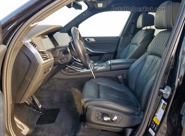 5UXCX6C0XM9E86102 2021 BMW X7 Black Widok wnętrza z przodu