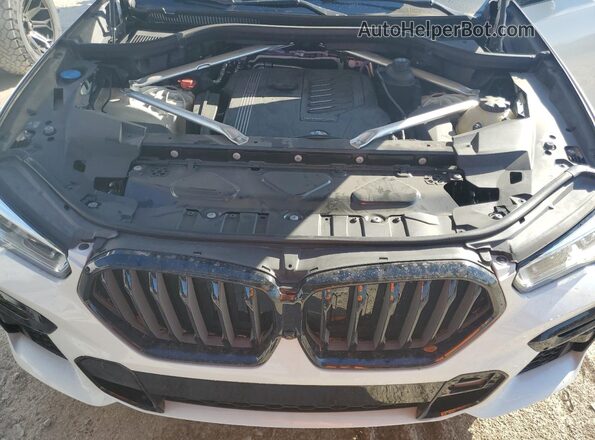 5UXCY6C03P9R77741 2023 BMW X6 White Vista del compartimento del motor