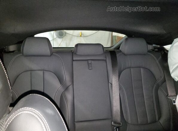 5UXCY6C04M9G89807 2021 BMW X6 White Vista de los asientos traseros