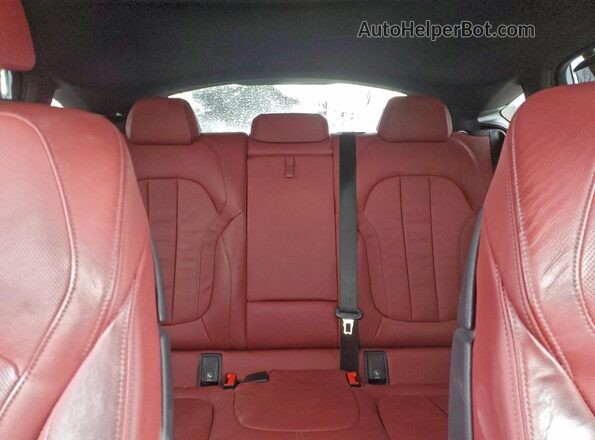 5UXCY6C07M9F84050 2021 BMW X6 Белый Вид задних сидений