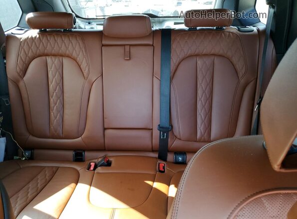 5UXJU4C05P9N55803 2023 BMW X5 White Rear seats view