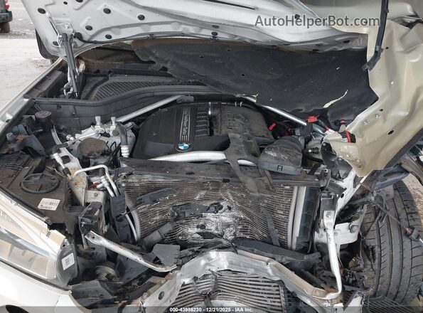 5UXKU2C57K0Z65441 2019 BMW X6 White Հետևի տեսք