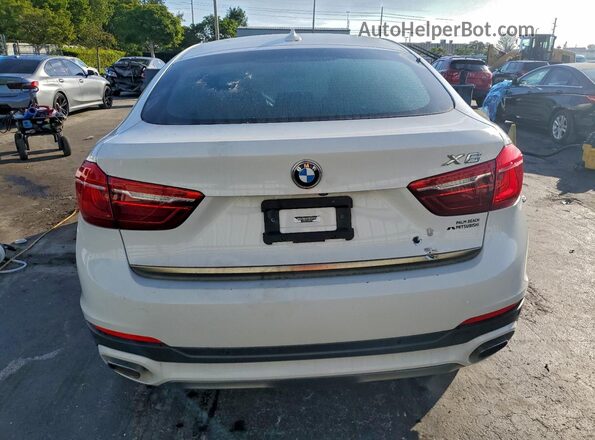 5UXKU6C58KLP60670 2019 BMW X6 White Вид ззаду