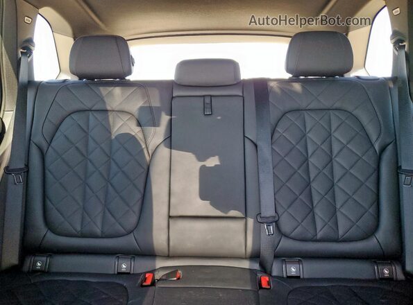 5UXTA6C03P9N69356 2023 BMW X5 White უკანა სავარძლების ხედი