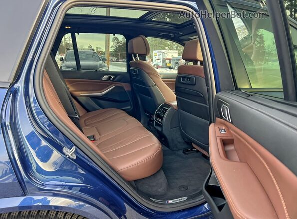 5UXTA6C05N9M18306 2022 BMW X5 Blue უკანა ხედი
