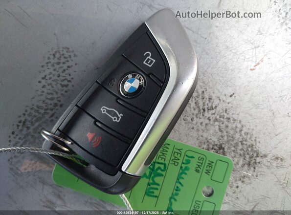 5UXTR7C59KLE88290 2019 BMW X3 Black Вид панелі приладів