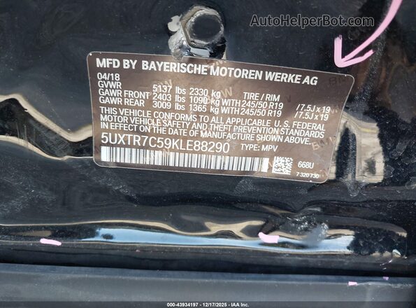 5UXTR7C59KLE88290 2019 BMW X3 Black Вид підкапотного простору