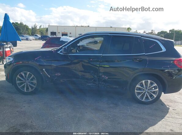 5UXTR7C59KLE88290 2019 BMW X3 Black Панорамний вид салону 360°