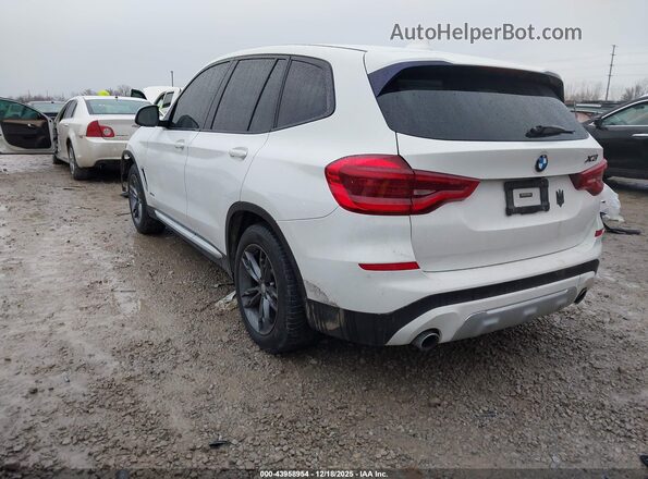 5UXTR9C5XJLC80249 2018 BMW X3 White 