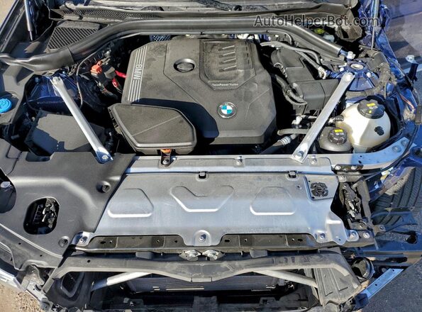 5UXTY3C00M9E60720 2021 BMW X3 Blue ძრავის განყოფილების ხედი