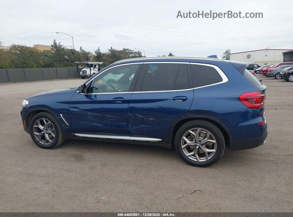 5UXTY3C01M9F54007 2021 BMW X3 Blue Панорамний вид салону 360°