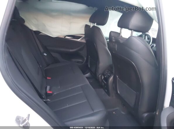 5UXTY3C06M9H10218 2021 BMW X3 White 