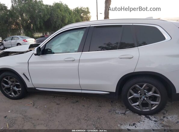 5UXTY3C06M9H10218 2021 BMW X3 White 
