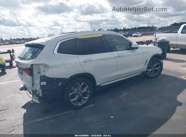 5UXTY3C07M9H13113 2021 BMW X3 White 