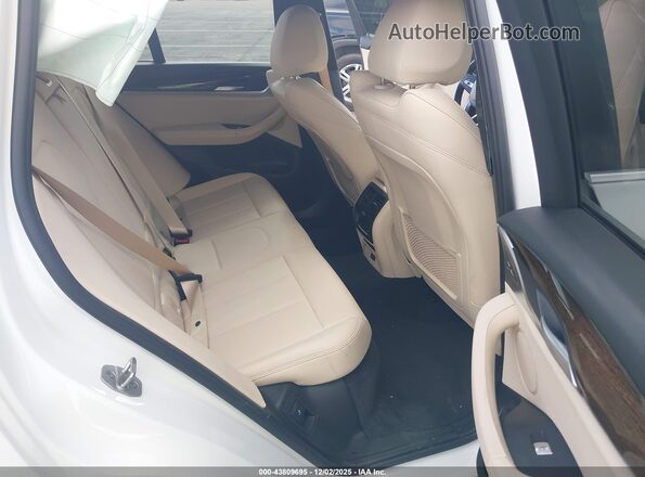 5UXTY3C07M9H13113 2021 BMW X3 White 