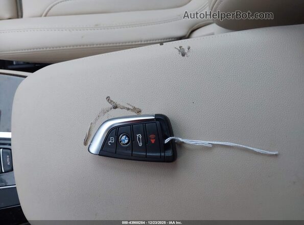 5UXTY5C03L9B92191 2020 BMW X3 White წინა პანელის ხედი