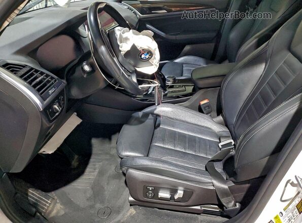 5UXTY5C03L9D33728 2020 BMW X3 White Front interior view