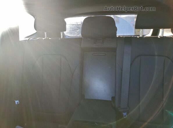 5UXTY5C04LLT33060 2020 BMW X3 Blue Vista de los asientos traseros