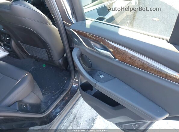 5UXTY5C05M9F93923 2021 BMW X3 Gray VIN კოდის სტიკერის ხედი