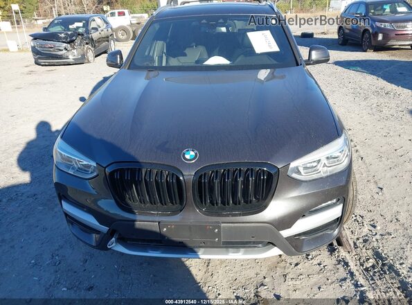 5UXTY5C05M9F93923 2021 BMW X3 Gray ხელსაწყოთა პანელის ხედი