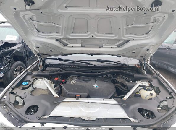 5UXUJ3C56KLG54138 2019 BMW X4 Белый Вид сзади