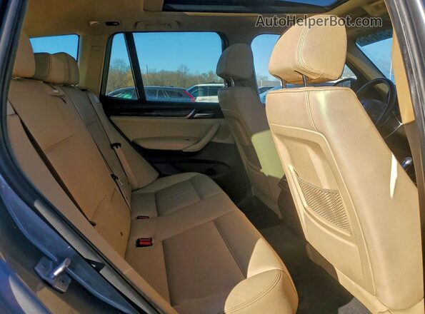 5UXWX9C33H0W68014 2017 BMW X3 Gray უკანა სალონის ხედი