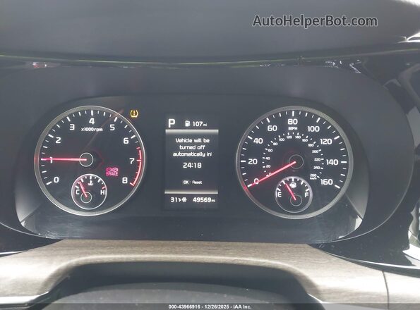 5XXG34J27RG261070 2024 KIA K5 Black Widok tylnych siedzeń
