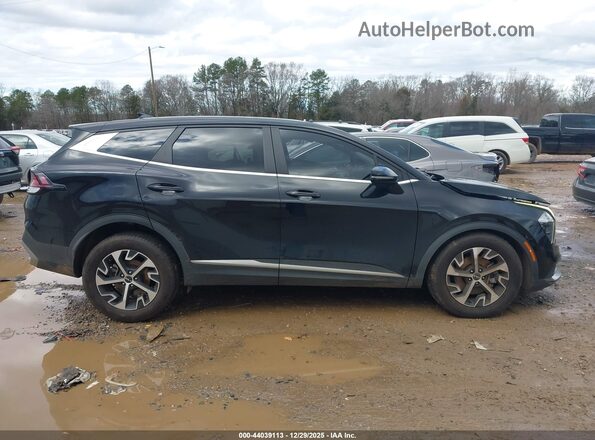 5XYK33AF9PG039999 2023 KIA SPORTAGE Black Вид задньої частини салону