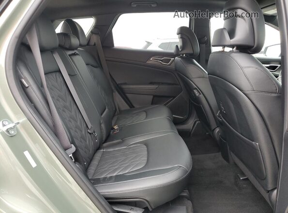 5XYK6CDF4RG190514 2024 KIA SPORTAGE Green Սալոնի հետևի տեսք